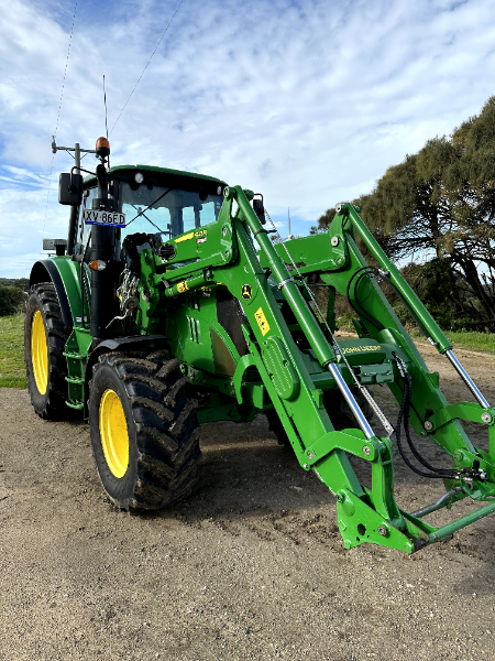 Lot 154 - John Deere 6110M | AuctionsPlus