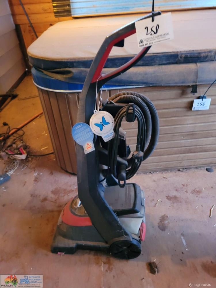 Bissell Powerwash Deluxe Electric Carpet Cleaner AuctionsPlus