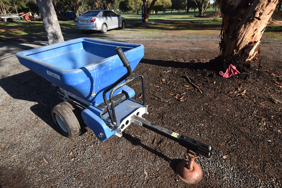 Lot 101 Eco 50 Sand Spreader AuctionsPlus
