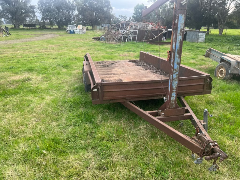LOT 11 Trailer duel axle winch not working AuctionsPlus
