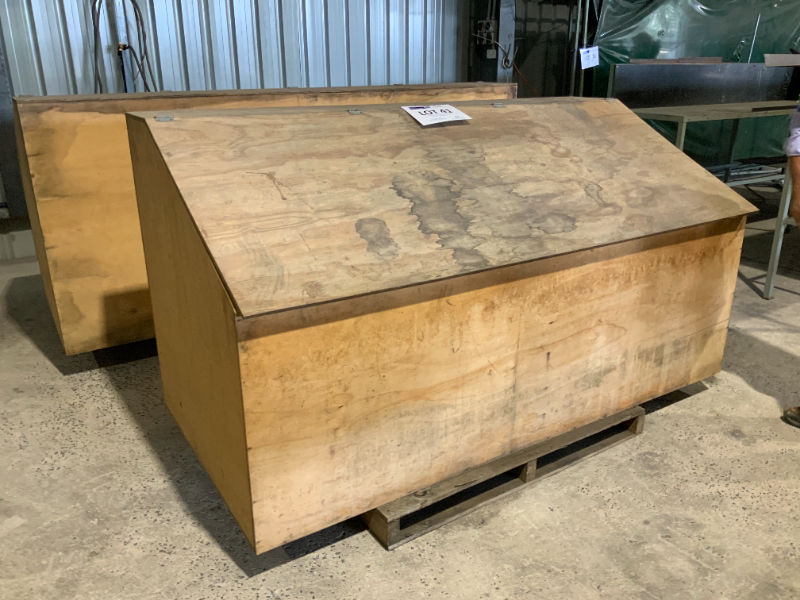 LOT 41 Horse Feed Bins.. AuctionsPlus