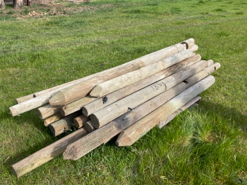 Lot 182 - 27 x Pine Fence Posts | AuctionsPlus