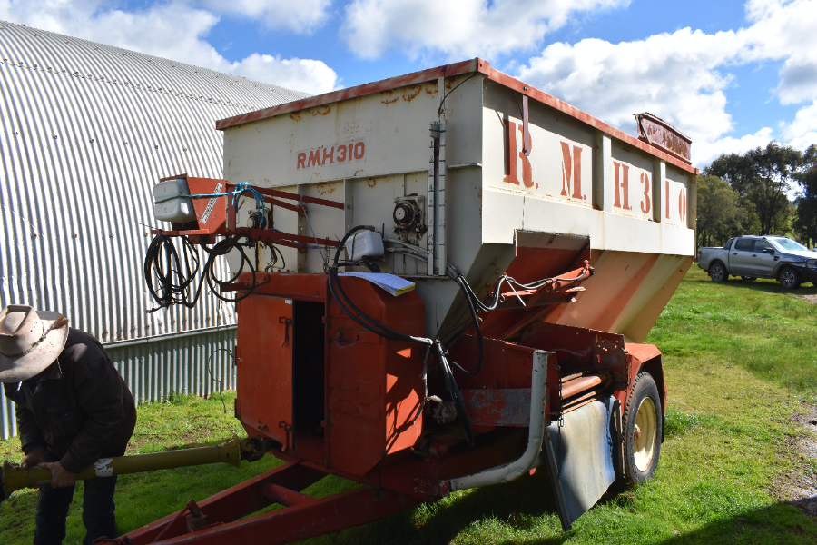 Lot 10 RMH 310 Feed Mixer AuctionsPlus