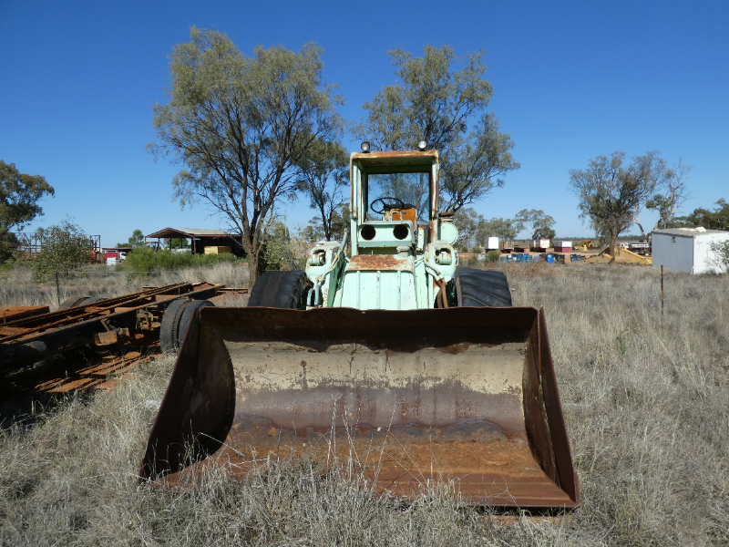 Lot 33 Euclid Front end loader AuctionsPlus