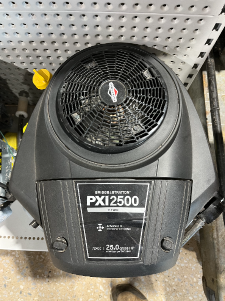 LOT 136 - BRIGGS & STRATTON PXI2500 MOTOR | AuctionsPlus