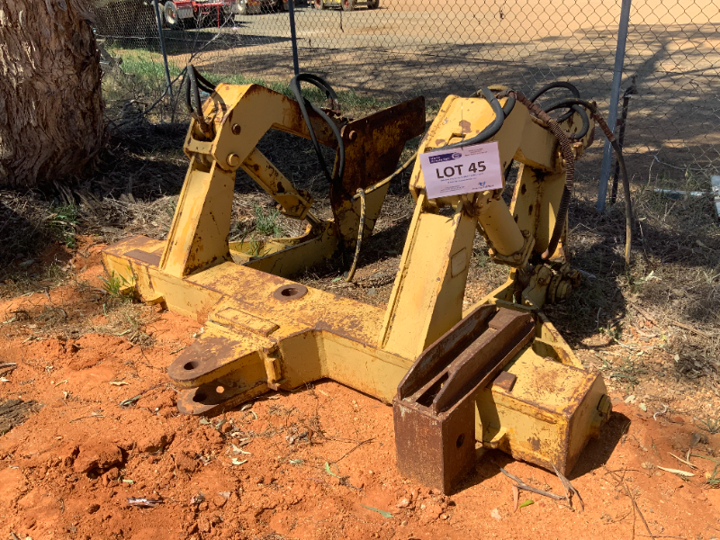 LOT 45 - Ripper Assembly. | AuctionsPlus