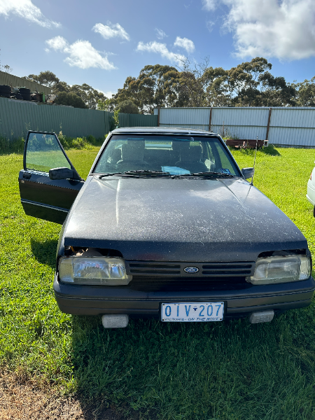 Lot 6 1985 Ford Xf Fairmont Ghia Sedan Auctionsplus