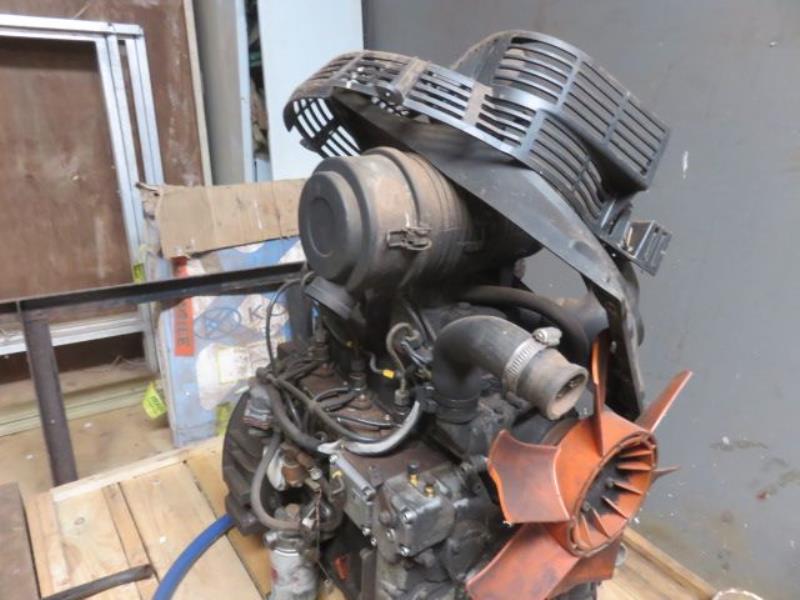 Der Bauer Radiator Lot 101 - Bauer Lombardi Diesel Engine (Parts) & Radiator (As New ...