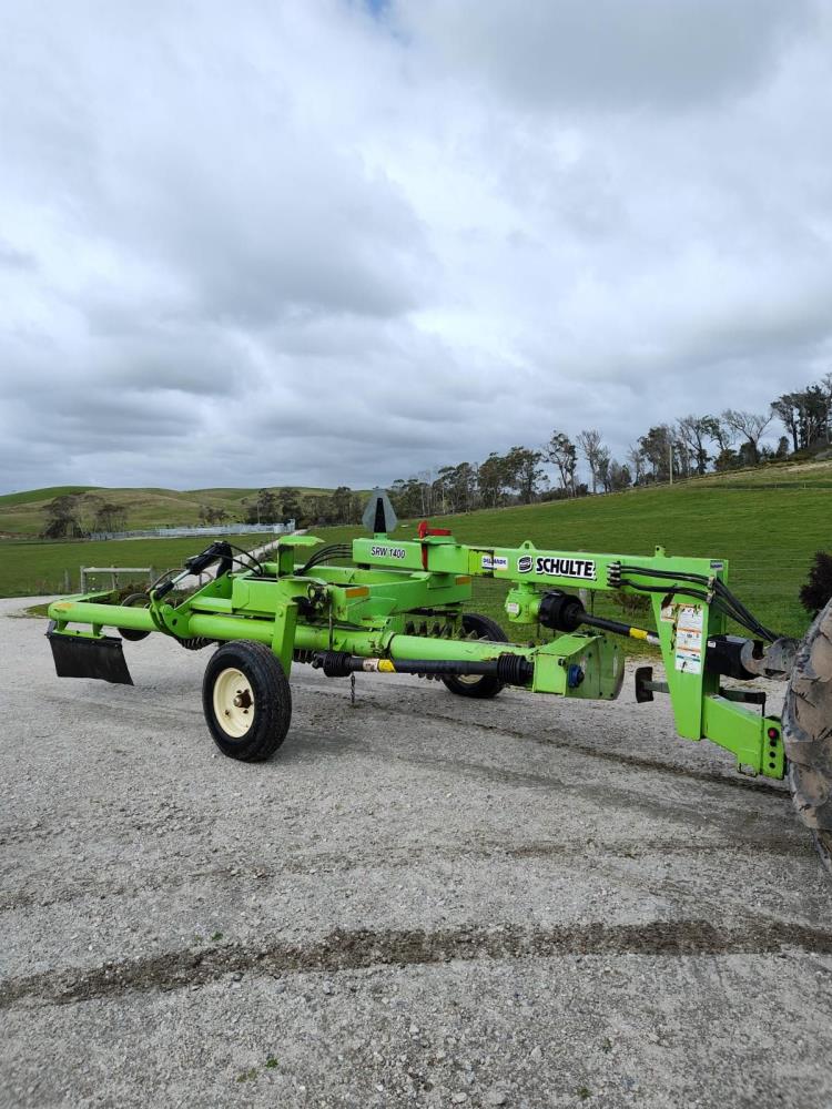 Rock Rake Pto Lot 186 - Schulte SRW 1400 PTO Trailing Rock Rake | AuctionsPlus