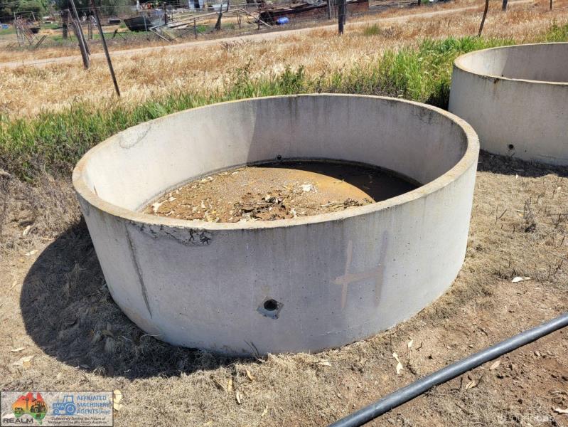 7ft Concrete Water Trough (H) AuctionsPlus