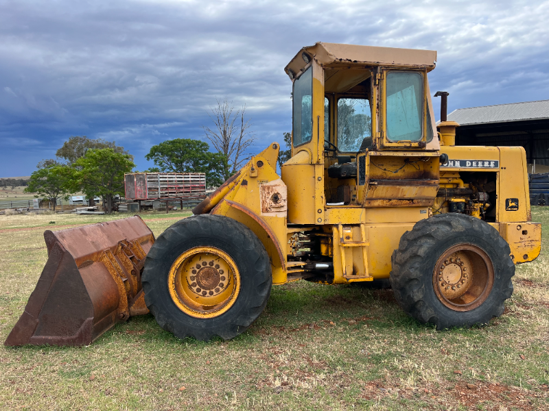 Lot 2 - John Deere - JD544-B Wheel Loader. | AuctionsPlus