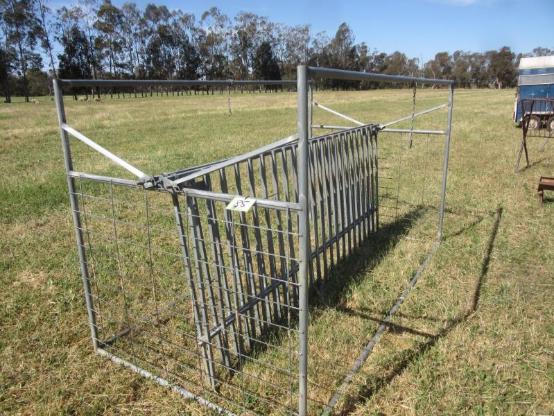 Lot 85 - Square Bale Hay Feeder Racks | AuctionsPlus
