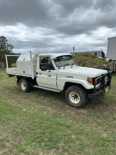 Lot 1 - 1988 HJ75 Landcruiser | AuctionsPlus