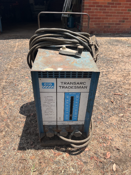 Lot 98 - CIG TRANSARC STICK WELDER | AuctionsPlus