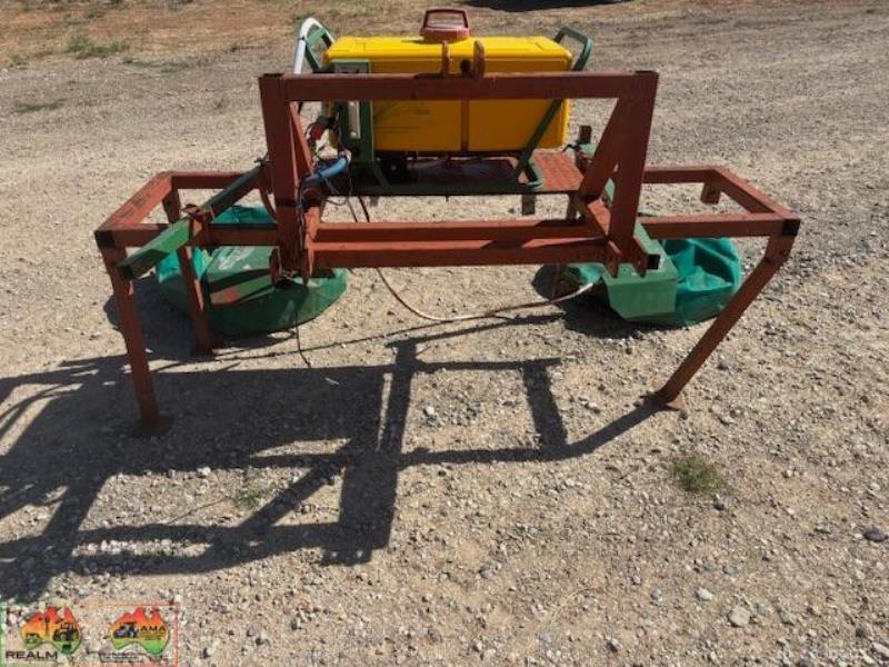 Lot 43 - Enviromist sprayer with domes | AuctionsPlus