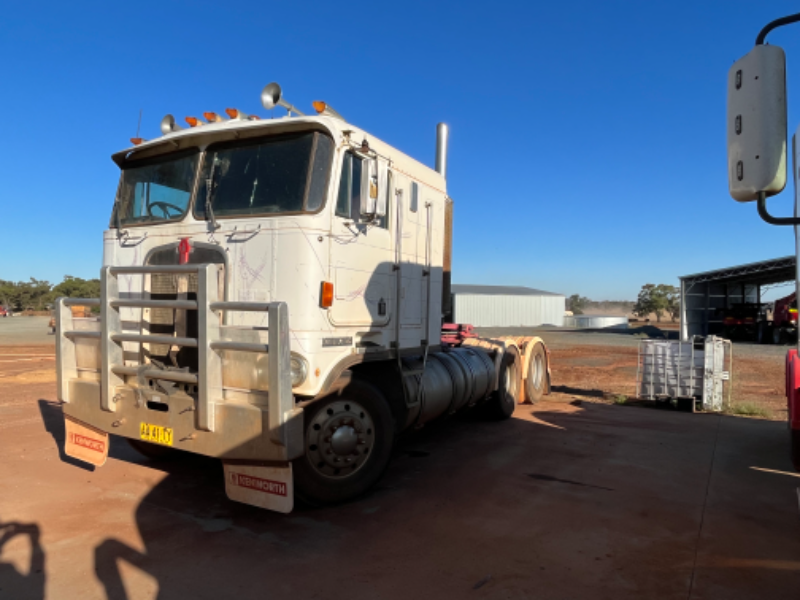 Lot 38 KENWORTH CAB OVER AuctionsPlus