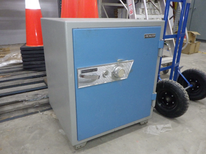 Lot 182 - FIREMASTER SAFE | AuctionsPlus