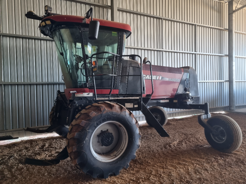 LOT 19 - CASE IH WD2303 Windrower | AuctionsPlus
