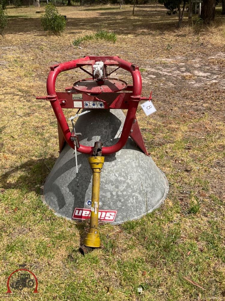 Lot 8 Silvan 500 fertiliser spreader AuctionsPlus