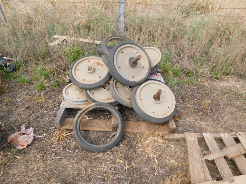 Lot 178 - Manutec press wheel | AuctionsPlus