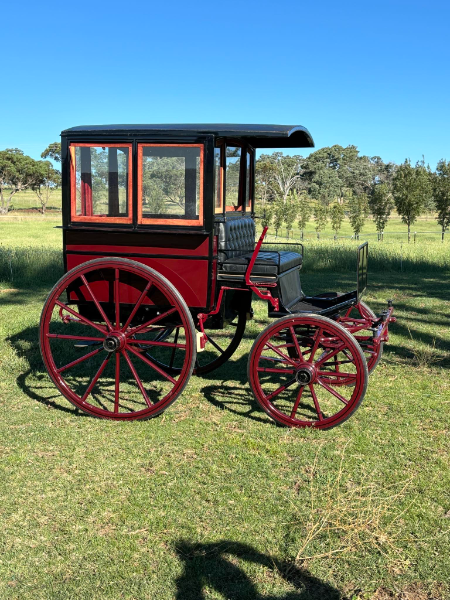 Lot 33 - 19th Century Private Opera Coach | AuctionsPlus