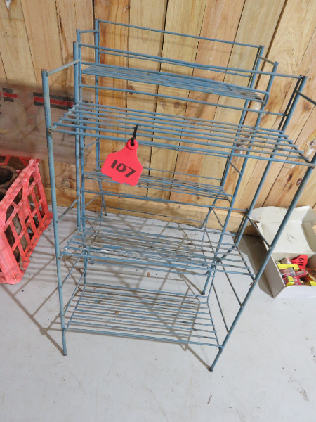 Lot 107 - STANDS | AuctionsPlus