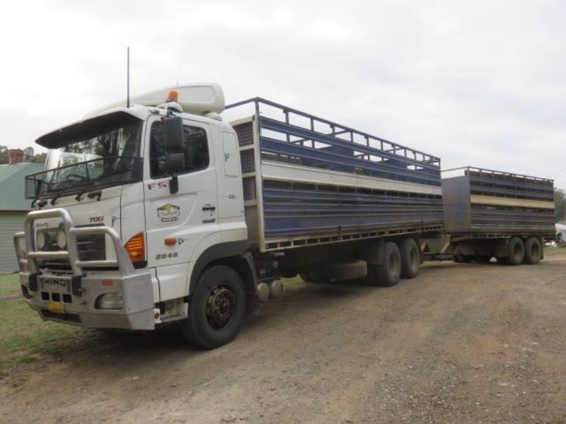 Lot 1 - Livestock Truck & Trailer 