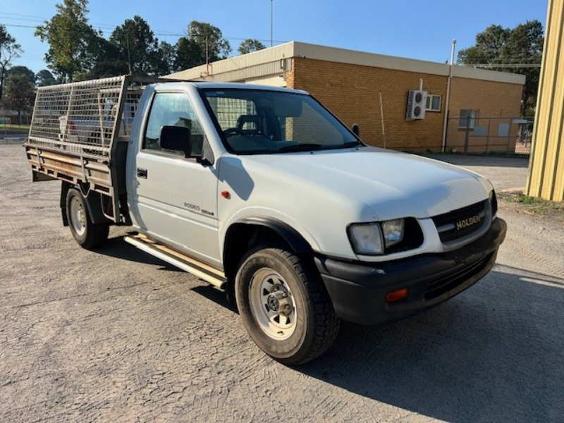 Lot 15 - 1998 Holden Rodeo Trayback Ute | AuctionsPlus