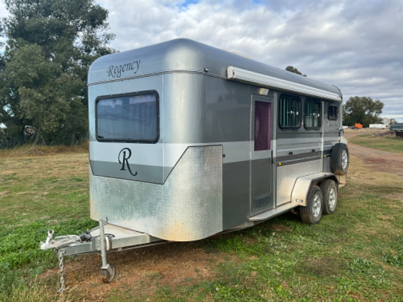 Lot 58 - Regency 2 Horse Angle Load Float | AuctionsPlus