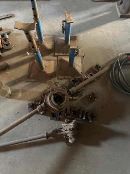 Lot 54 - Stands & Stocks & Dies | AuctionsPlus