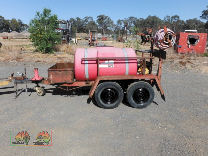 Silvan Sprayers Lot 53 - (7494) Silvan Trailing Sprayer | AuctionsPlus