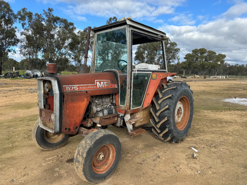 Lot 31 - Massey Ferguson 575 Tractor | AuctionsPlus