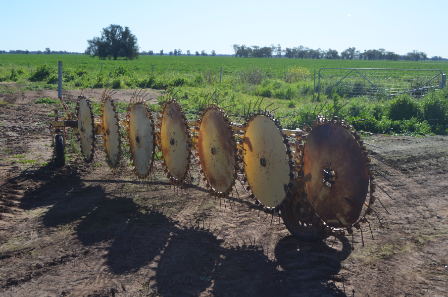 Lot 64 - Hay Rake | AuctionsPlus