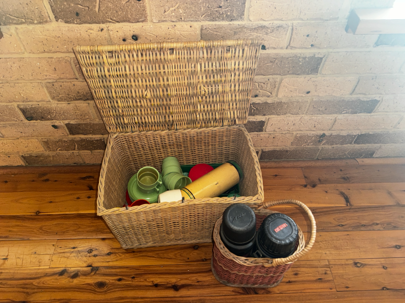 Lot 172 Cane Picnic Basket & Basket Thermos Carrier AuctionsPlus