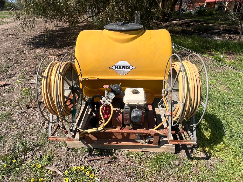 LOT 56 - HARDIE SPRAY UNIT | AuctionsPlus