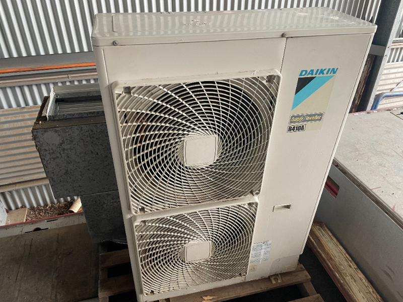 Lot 78 - Daikin R410A Air Conditioner Unit, Ducted Style, Was Working ...