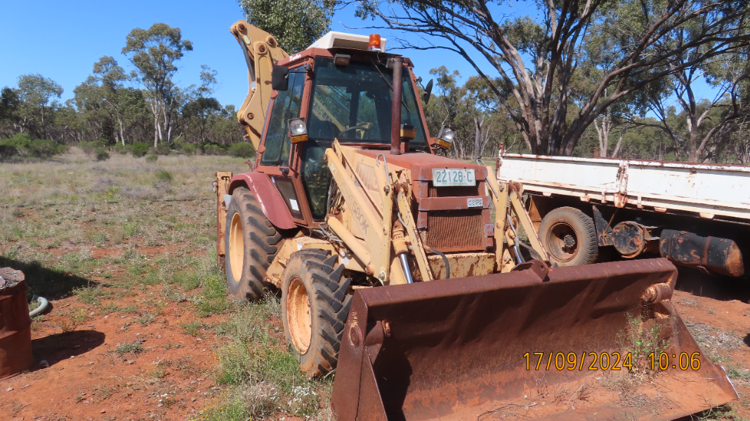 Lot 12 - CASE 580K Backhoe | AuctionsPlus
