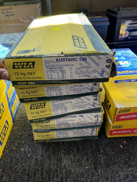 Lot 125 - 15x WIA Austarc 13S 4.0mm x 5kg Welding Rods | AuctionsPlus