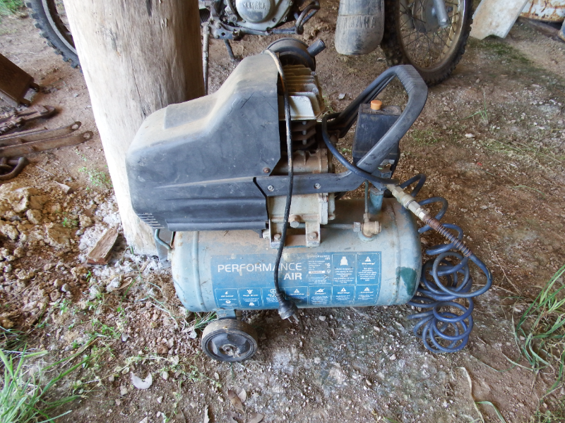 Lot 47 - Compressor | AuctionsPlus