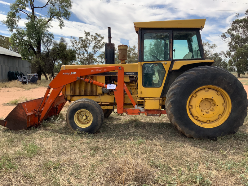 LOT 1 - Chamberlain Tractor. | AuctionsPlus