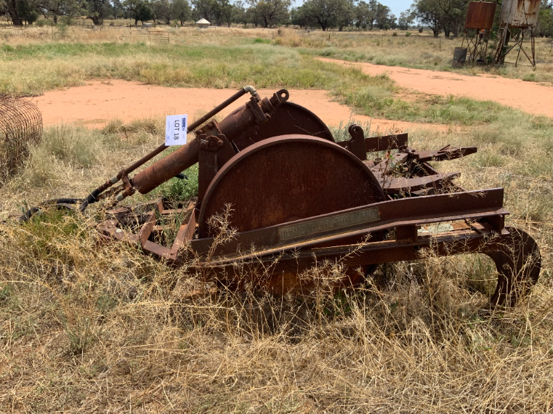 LOT 18 - Ripper. | AuctionsPlus