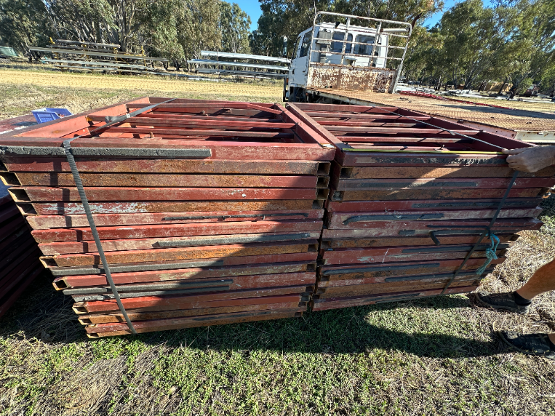 Lot 72 - Steel Frames, Lids & Hollow Section | AuctionsPlus