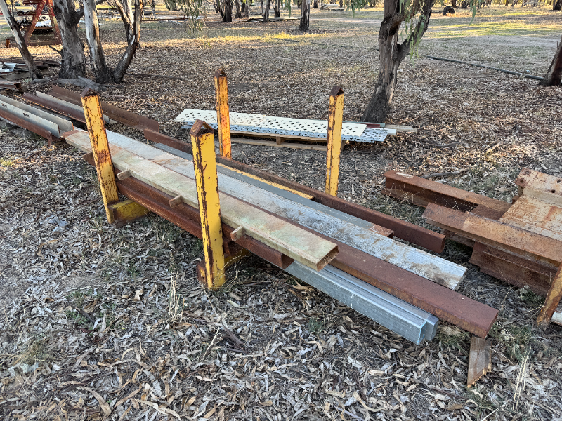 Lot 190 - Assorted RHS in RaCK | AuctionsPlus