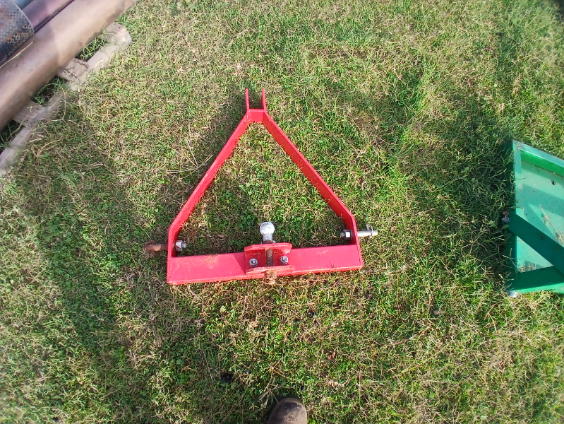 Lot 67 - 3PL TOW BALL | AuctionsPlus