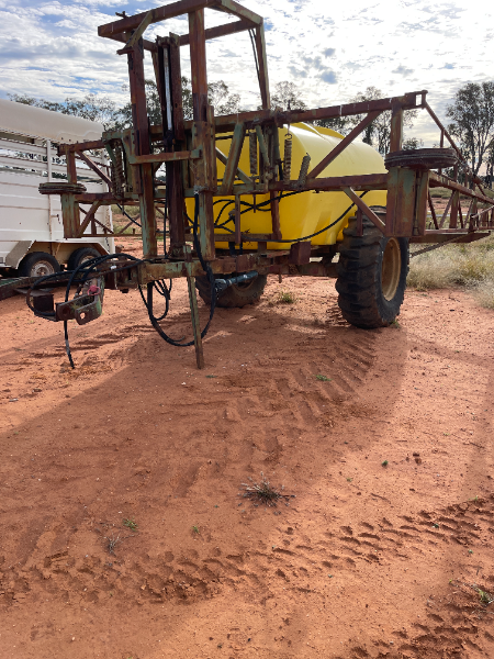 Lot 10 - Spray Rig | AuctionsPlus