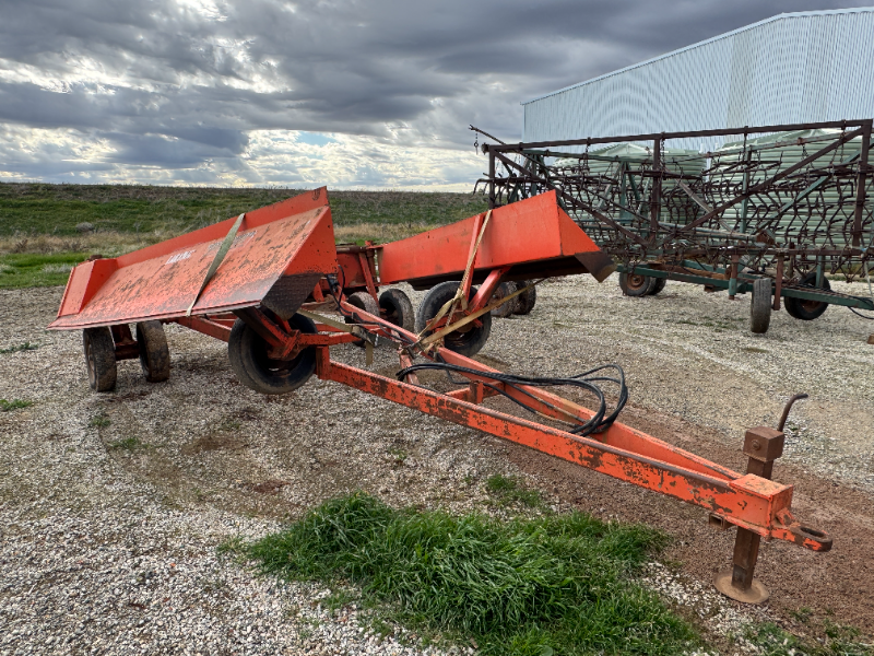 Lot 20 - Dunstan 9m grader/smudge board | AuctionsPlus