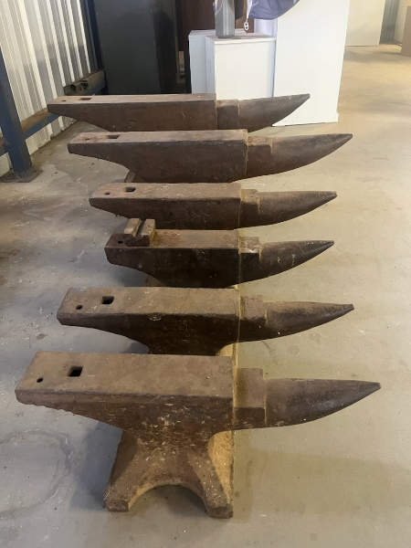 Lot 111 - COLLECTION OF ANVILS | AuctionsPlus