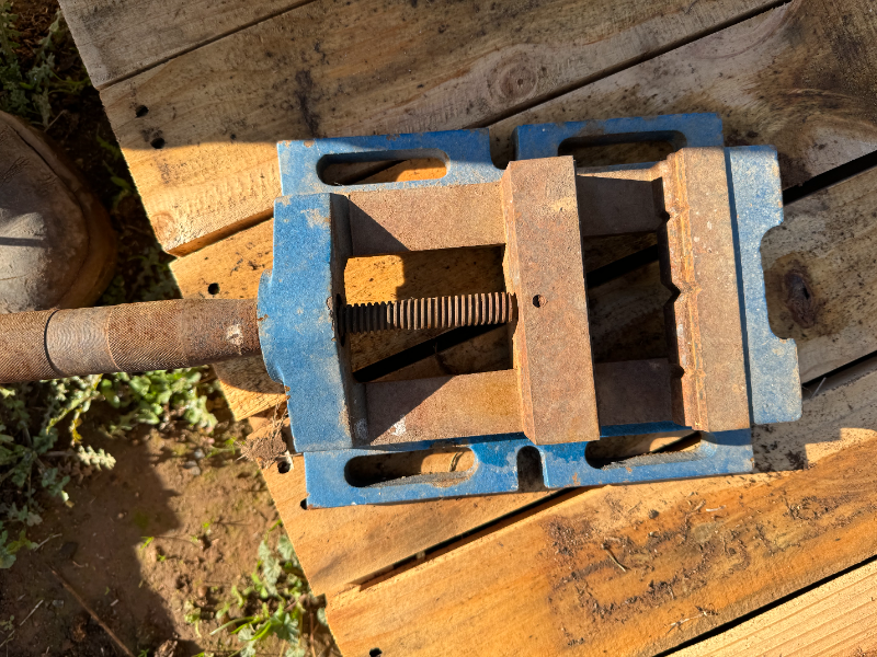 Lot 50 - Heavy Duty Vice | AuctionsPlus