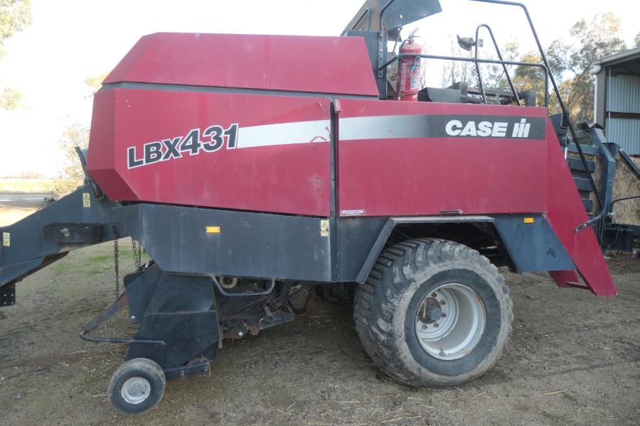 Lot 23 - Case LBX 431 Square Baler | AuctionsPlus