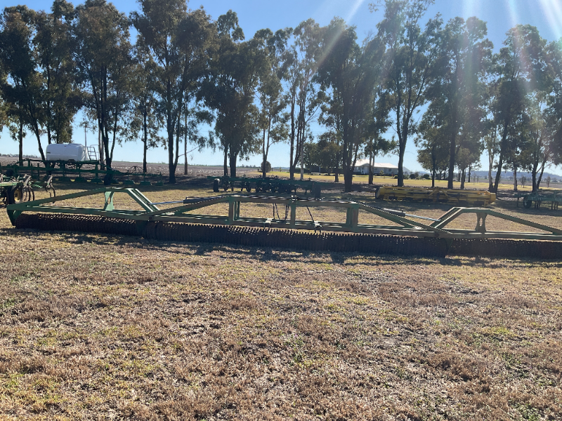 Lot 281 - 3PL 12m Folding wing cultipackers | AuctionsPlus